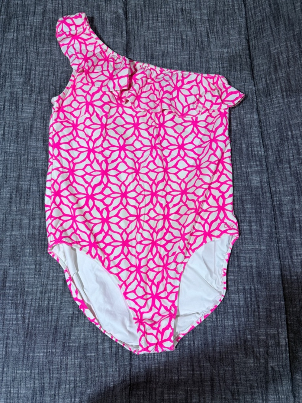 Vineyard Vines Pink & White Patterned Swimsuit